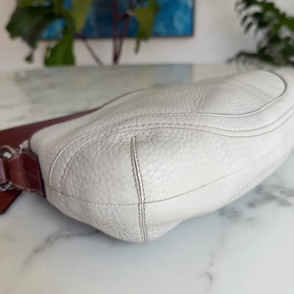 COACH Y2K Vintage Soho Medium Buckle Leather Shoulder Bag F12301 Cream Brown